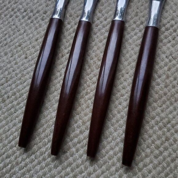 4 AMERICAN TEMPO Stainless Canoe Muffin Wood Flatware Dinner Butter Knife Knives - Picture 4 of 5